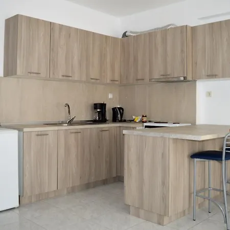 Casa Adelia * Неа-Перамос